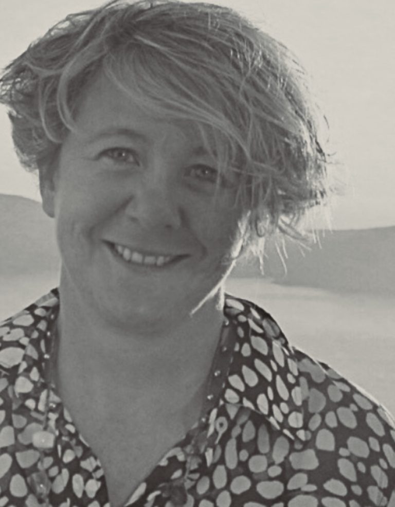 ff 7829f043dfdde725cf975f3f860cc2f2 ff IMG 2655 768x986