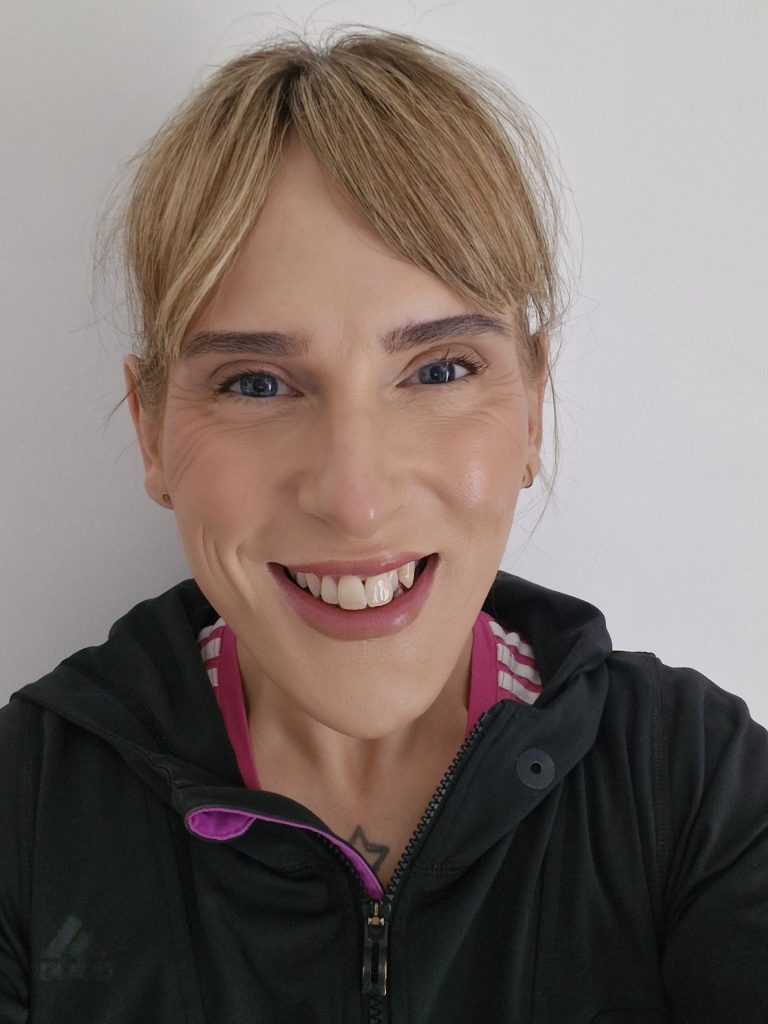 ff e146587e393b39a5969ede4f99e03279 ff 20251016 114646 scaled 768x1024