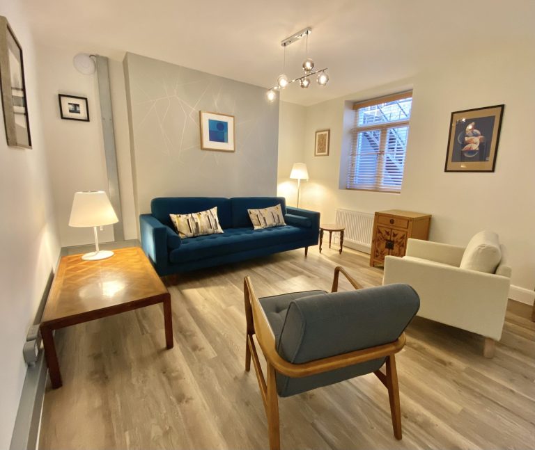 ff 0e0a178cac21d65852ceced9772e56d5 ff Gosfield room 2 1 scaled 768x647