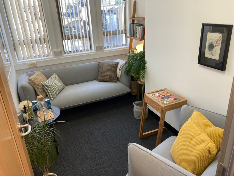 ff 0133b692c35face6fbf8231446769d92 ff counselling room pic 1 768x576