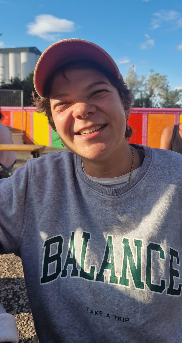 ff 3ceecc0e2cc6528d9faa9d3edd896a0f ff WhatsApp Image 2025 07 12 at 22.06.08 1 scaled 768x1448