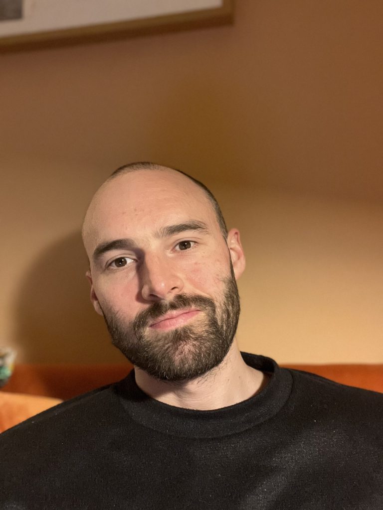 ff a16dd5cebb3d414e693e7ad4ddf2e2f4 ff Profile Pic iPhone 1 scaled 768x1024