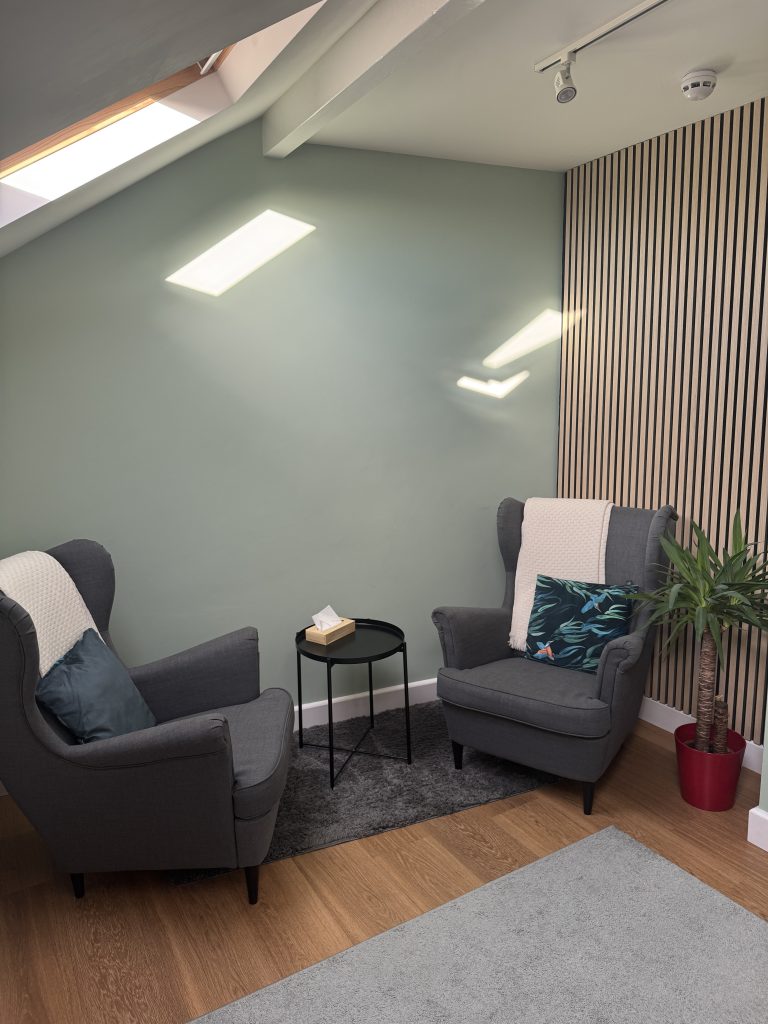 ff 3746a49b59f87960e0fb24a5796436ad ff TF1 2 768x1024