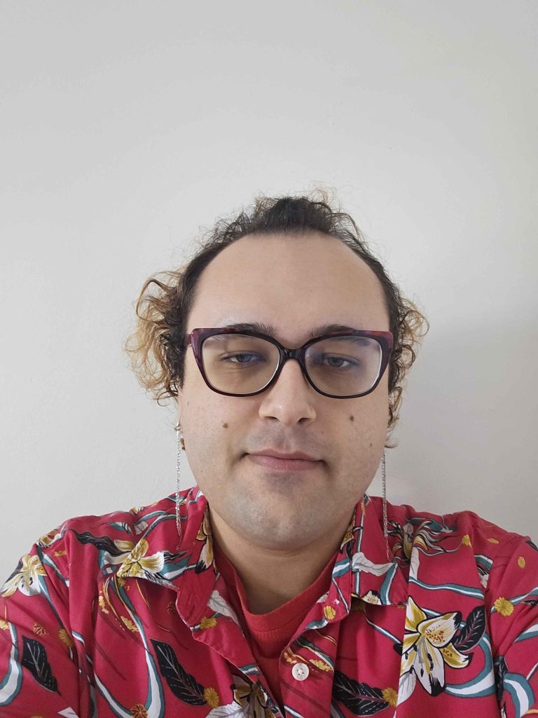 ff d44aa50dc0b5d1fe78803c467cb68108 ff Picture 1 scaled 768x1024