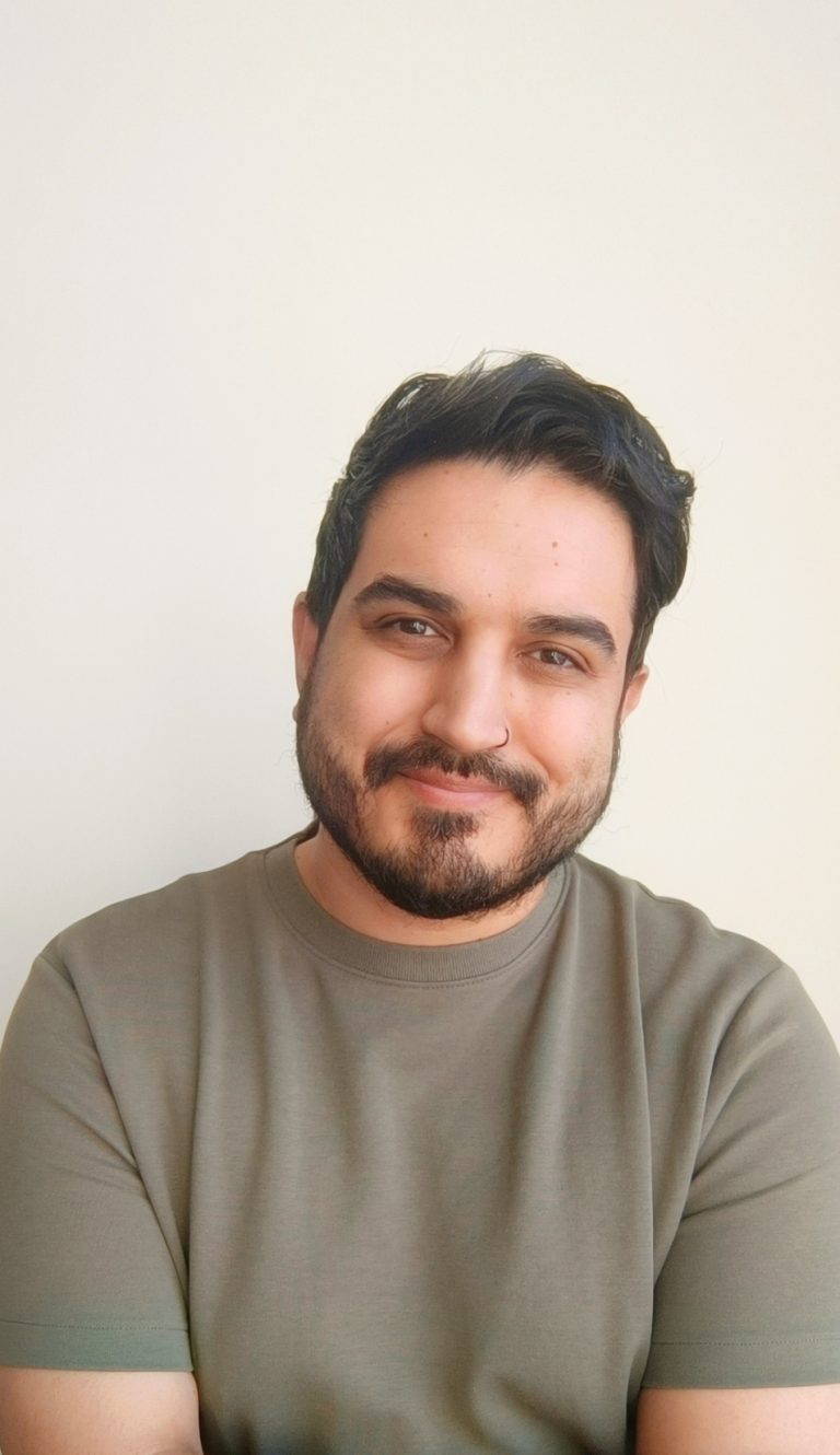 Daniel Hutton Liens 2026 02 05 768x1330