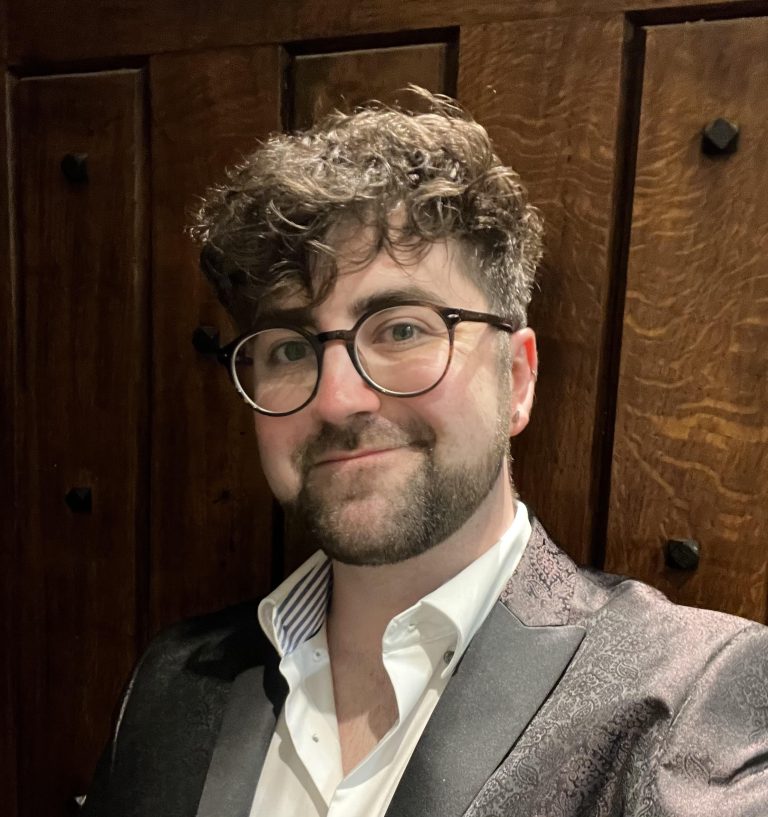 Timothy Jinks Headshot 768x817